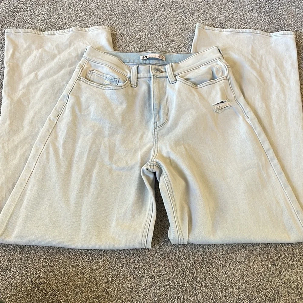SO ultra high rise wide leg jeans light wash 5/27